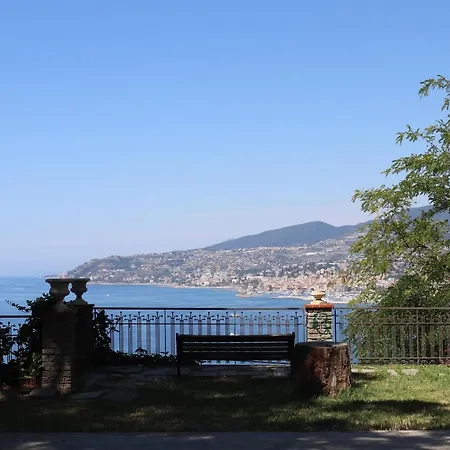Apartment Kadevi - Centralissimo, Vicino Al Mare, Garage Sempre Disponibile, Bici Ad Uso Gratuito- *
