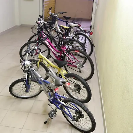 Kadevi - Centralissimo, Vicino Al Mare, Garage Sempre Disponibile, Bici Ad Uso Gratuito- Sanremo