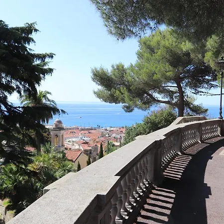 Kadevi - Centralissimo, Vicino Al Mare, Garage Sempre Disponibile, Bici Ad Uso Gratuito- *