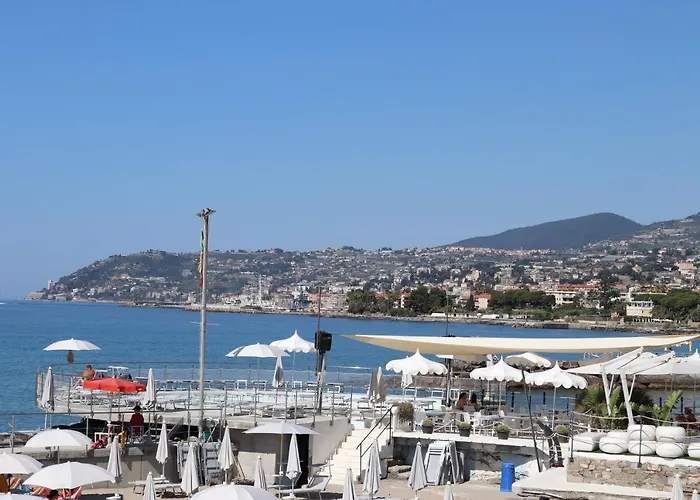 Kadevi -centralissimo, Parcheggio Gratuito , Bici Disponibili *