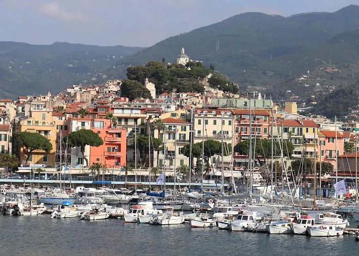 Kadevi -centralissimo, Parcheggio Gratuito , Bici Disponibili דירה *