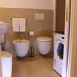 Kadevi -centralissimo, Parcheggio Gratuito , Bici Disponibili