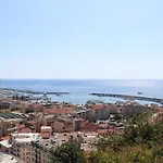 Kadevi -centralissimo, Parcheggio Gratuito , Bici Disponibili * サンレモ