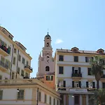 Kadevi Sanremo -Centralissimo, Parcheggio Gratuito, Bici- Apartment *