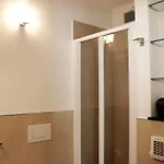 Kadevi -centralissimo, Parcheggio Gratuito , Bici Disponibili