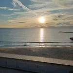 Kadevi -centralissimo, Parcheggio Gratuito , Bici Disponibili アパート