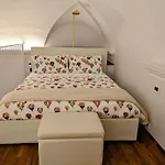 アパート Kadevi -centralissimo, Parcheggio Gratuito , Bici Disponibili サンレモ