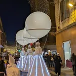 Kadevi -centralissimo, Parcheggio Gratuito , Bici Disponibili サンレモ