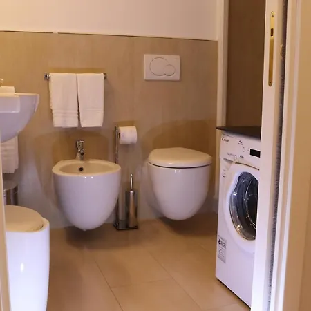 Kadevi -centralissimo, Parcheggio Gratuito A 200m , Bici Disponibili