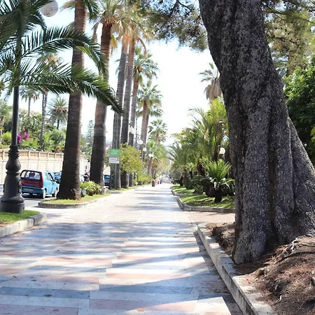 Kadevi -parcheggio Privato Gratuito, Biciclette- Sanremo