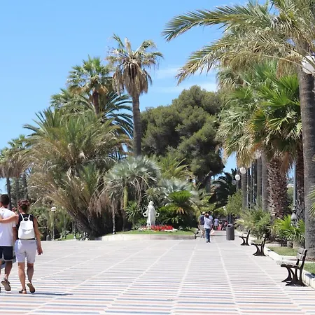 Kadevi -centralissimo, Parcheggio Gratuito A 200m , Bici Disponibili Daire