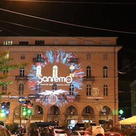 Apartment Kadevi -centralissimo, Parcheggio Gratuito A 200m , Bici Disponibili Sanremo