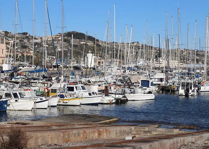 Kadevi -centralissimo, Parcheggio Gratuito , Bici Disponibili * Sanremo