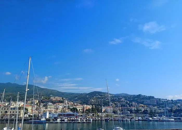 Kadevi -centralissimo, Parcheggio Gratuito , Bici Disponibili * Sanremo